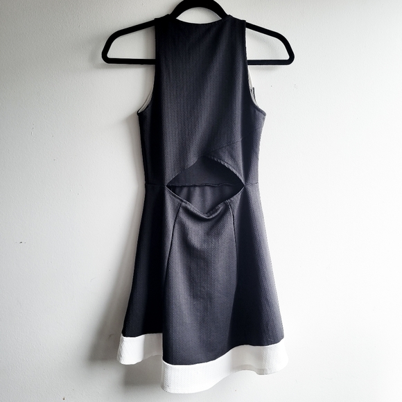 2/$8: H&M Dress - Picture 2 of 5